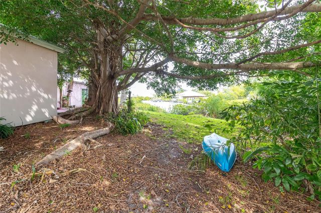 719 58TH STREET NW, Bradenton, FL 34209