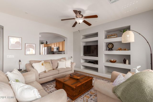 3725 E Meadowview Drive, Gilbert, AZ 85298