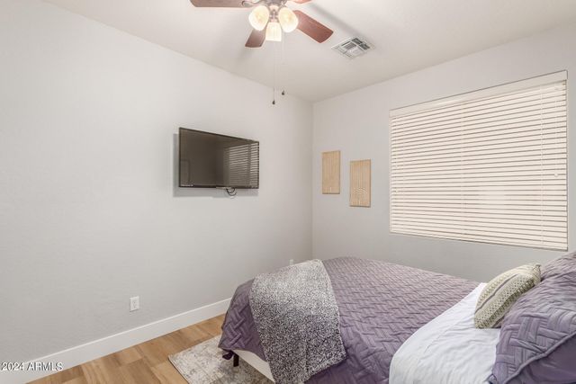 3725 E Meadowview Drive, Gilbert, AZ 85298