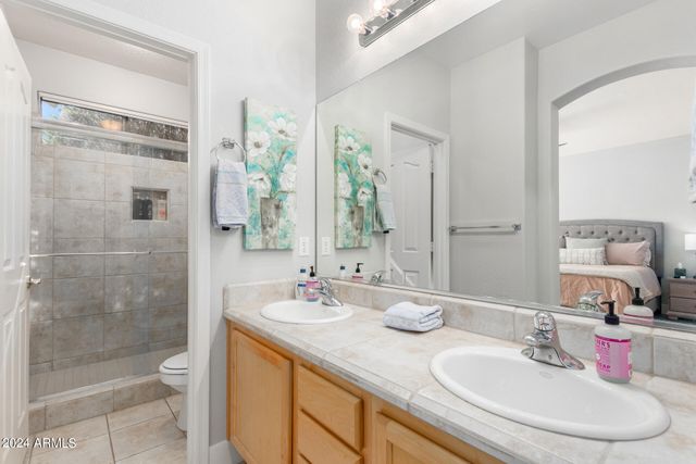 3725 E Meadowview Drive, Gilbert, AZ 85298
