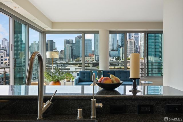 219 Brannan Street 15A, San Francisco, CA 94107