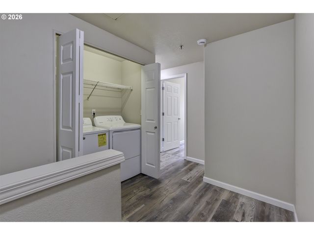 1179 Ne 86TH Way, Hillsboro, OR 97006