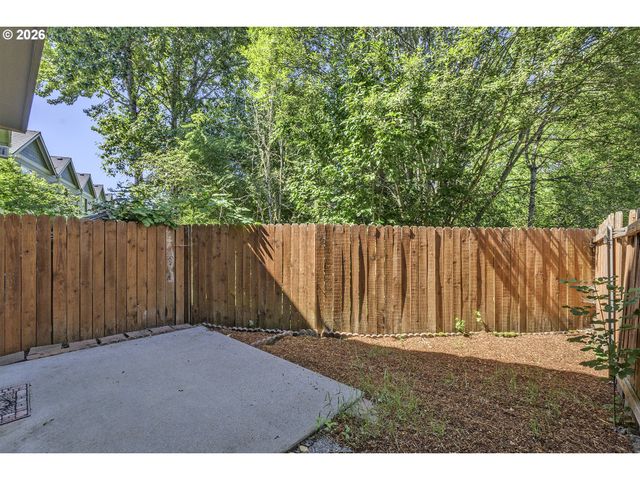 1179 Ne 86TH Way, Hillsboro, OR 97006