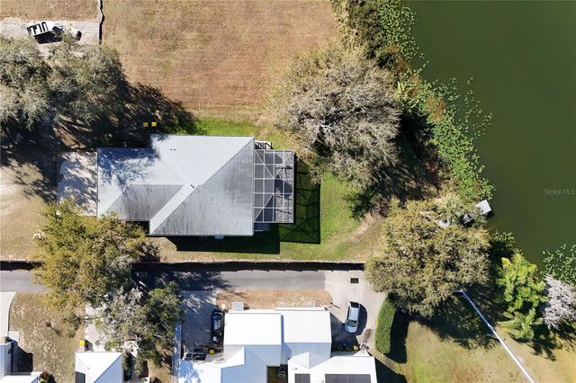 264 S CENTRAL AVENUE, Umatilla, FL 32784