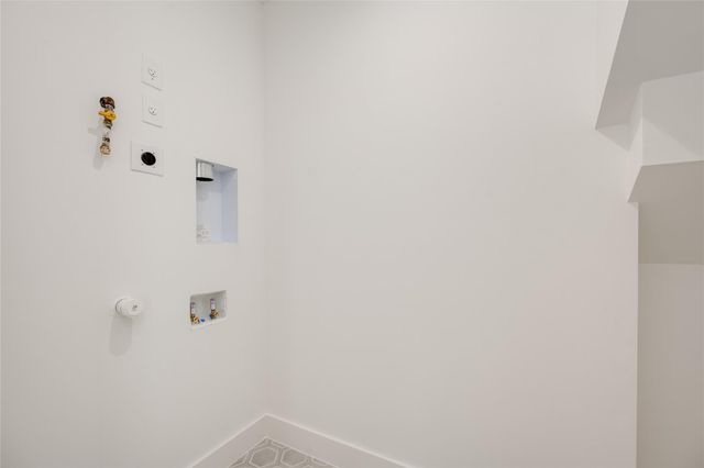 1928 Miles Ave 2, Austin, TX 78745