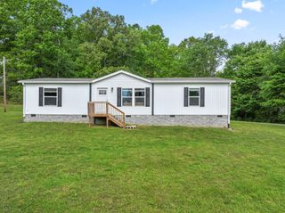 306 Drake Lane, Summertown, TN 38483