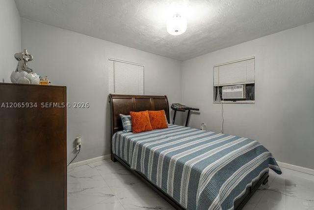 1600 N 68th Ave 0, Hollywood, FL 33024