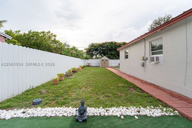1600 N 68th Ave 0, Hollywood, FL 33024