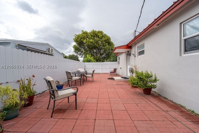 1600 N 68th Ave 0, Hollywood, FL 33024