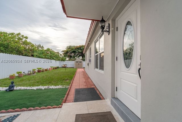 1600 N 68th Ave 0, Hollywood, FL 33024