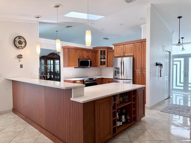 501 SW 168th Way, Weston, FL 33326