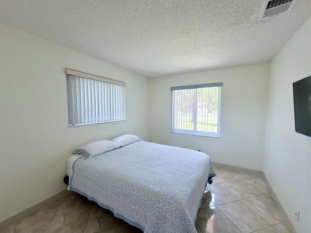501 SW 168th Way, Weston, FL 33326