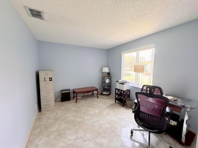 501 SW 168th Way, Weston, FL 33326