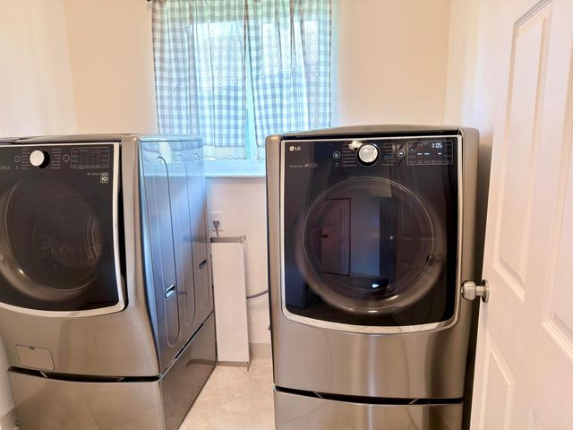 501 SW 168th Way, Weston, FL 33326