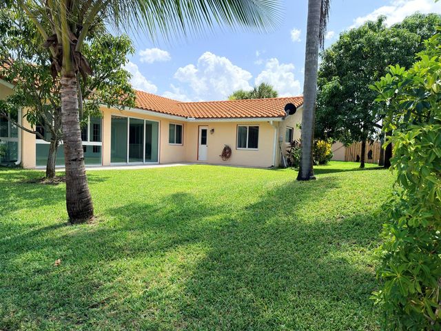 501 SW 168th Way, Weston, FL 33326