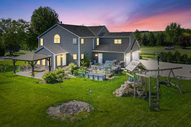 S25W29201 Cambrian RIDGE, Waukesha, WI 53188