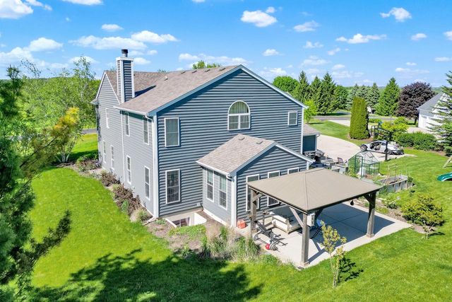 S25W29201 Cambrian RIDGE, Waukesha, WI 53188