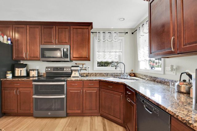 S25W29201 Cambrian RIDGE, Waukesha, WI 53188