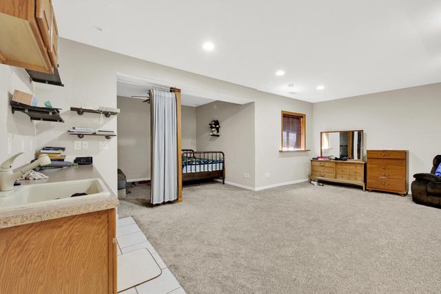 S25W29201 Cambrian RIDGE, Waukesha, WI 53188