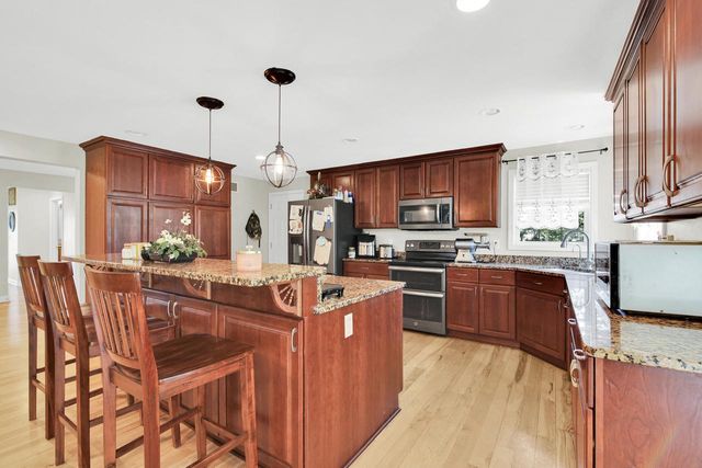 S25W29201 Cambrian RIDGE, Waukesha, WI 53188