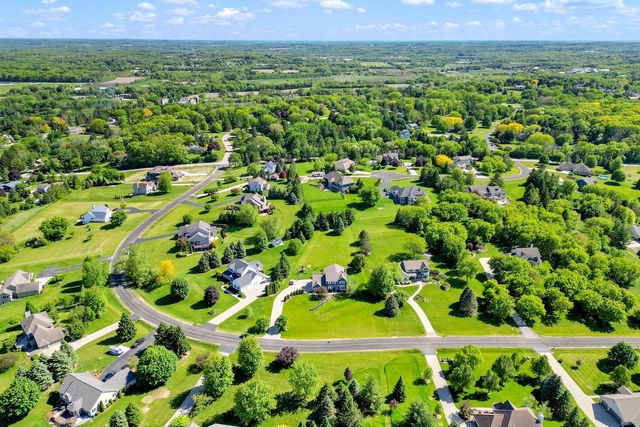 S25W29201 Cambrian RIDGE, Waukesha, WI 53188