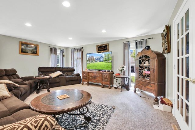 S25W29201 Cambrian RIDGE, Waukesha, WI 53188