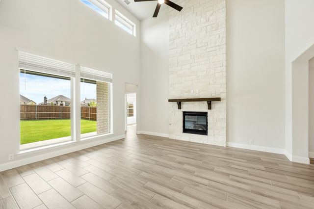 7700 Gatevine Avenue, Joshua, TX 76058