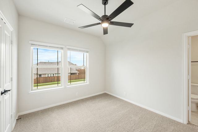 7700 Gatevine Avenue, Joshua, TX 76058