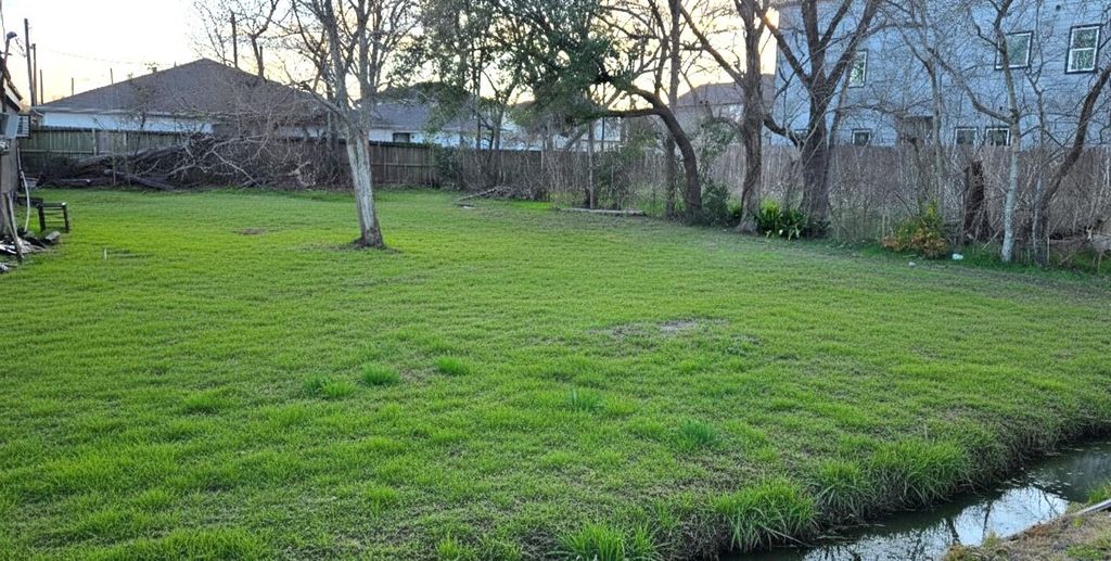 4530 Stassen Street, Houston, TX 77051