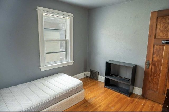 529 SUMMER Street, Rockford, IL 61103