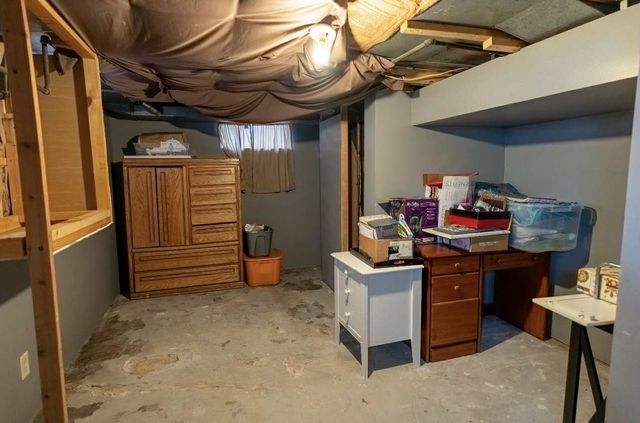 529 SUMMER Street, Rockford, IL 61103