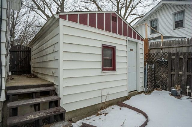 529 SUMMER Street, Rockford, IL 61103