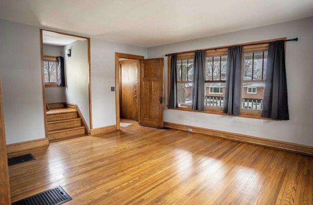 529 SUMMER Street, Rockford, IL 61103