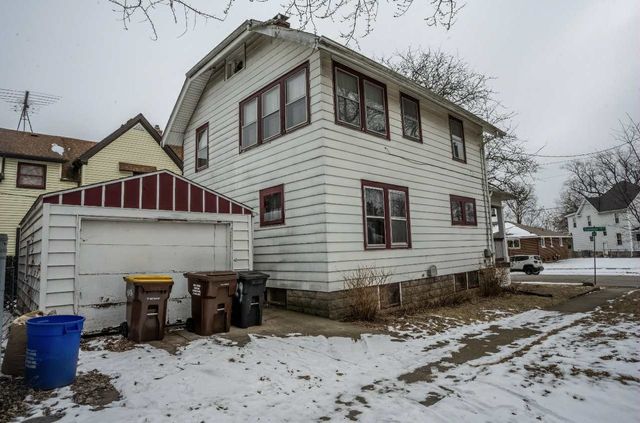 529 SUMMER Street, Rockford, IL 61103