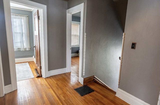 529 SUMMER Street, Rockford, IL 61103