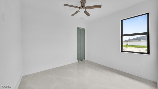 1717 NW 2nd ST, Cape Coral, FL 33993