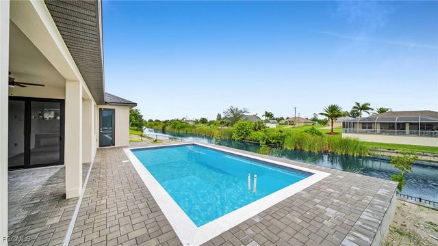 1717 NW 2nd ST, Cape Coral, FL 33993