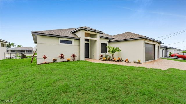 1717 NW 2nd ST, Cape Coral, FL 33993