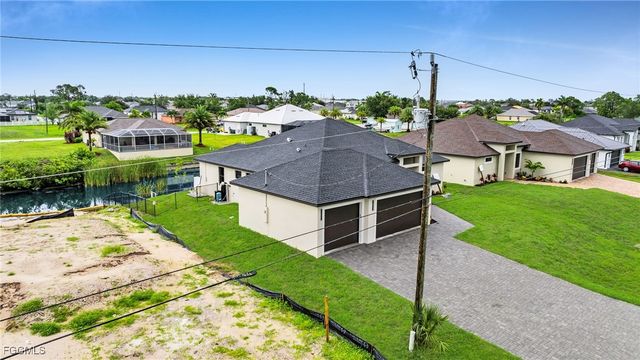 1717 NW 2nd ST, Cape Coral, FL 33993