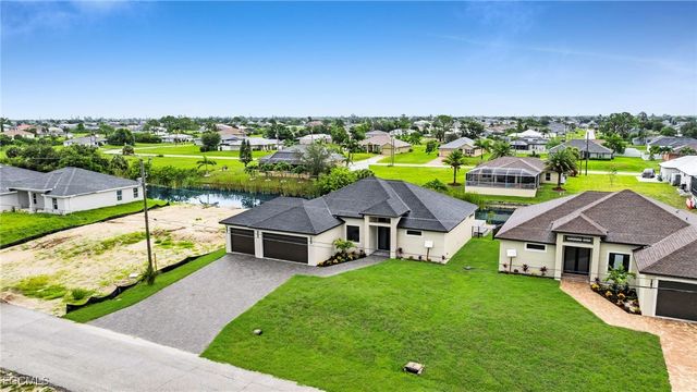 1717 NW 2nd ST, Cape Coral, FL 33993