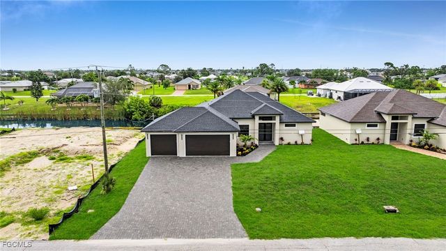 1717 NW 2nd ST, Cape Coral, FL 33993