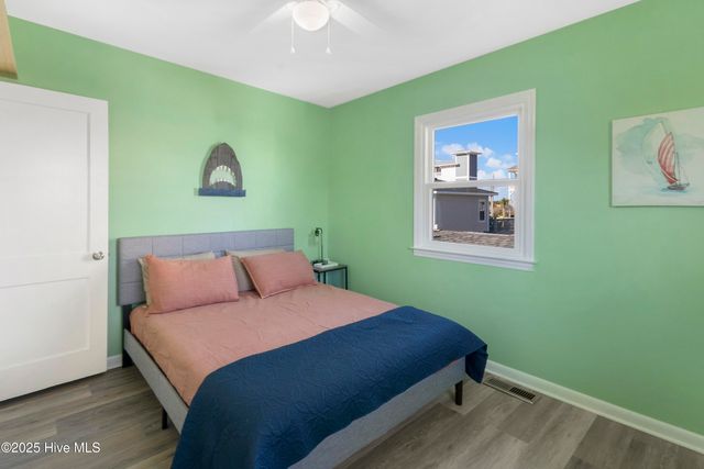 415 N Shore Drive, Holly Ridge, NC 28445