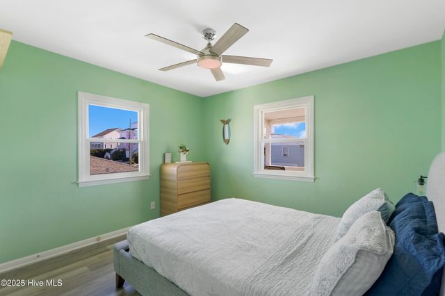 415 N Shore Drive, Holly Ridge, NC 28445