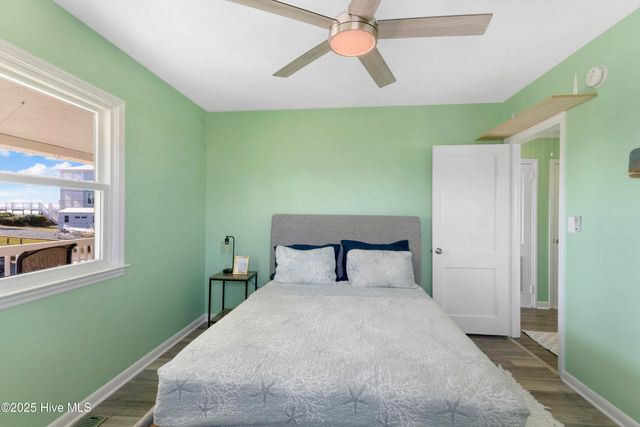 415 N Shore Drive, Holly Ridge, NC 28445