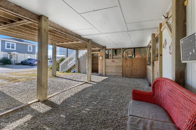 415 N Shore Drive, Holly Ridge, NC 28445