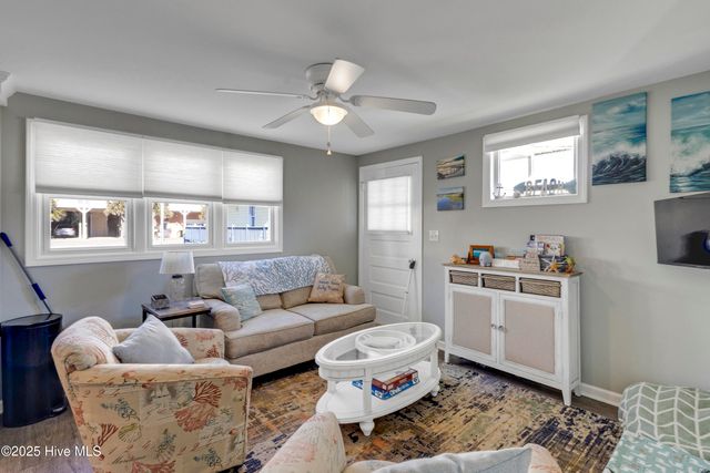 415 N Shore Drive, Holly Ridge, NC 28445