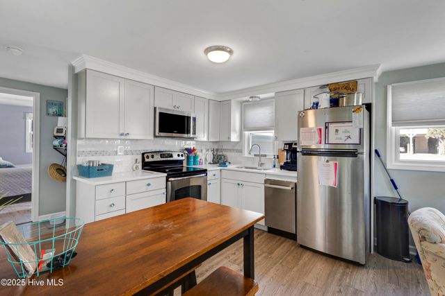 415 N Shore Drive, Holly Ridge, NC 28445