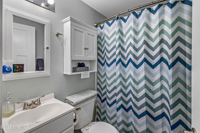 415 N Shore Drive, Holly Ridge, NC 28445