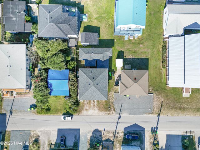 415 N Shore Drive, Holly Ridge, NC 28445