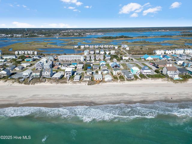 415 N Shore Drive, Holly Ridge, NC 28445